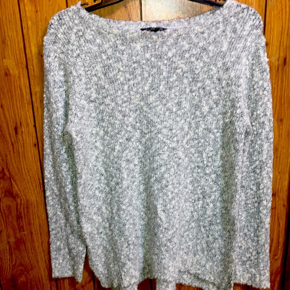 Size:  S/P Gray Sweater